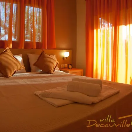 Decauville Apartment Gerakini
